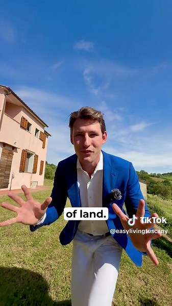 Charming Villa for Sale in Tuscany’s Rolling Hills