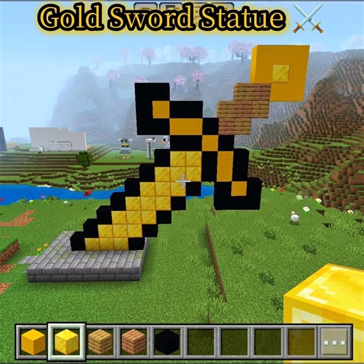 ✨ GOLD SWORD STATUE in Minecraft! ✨ #minecraft #shorts