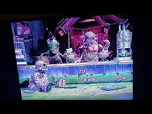 Crashbox: Cafeteria Clip 1