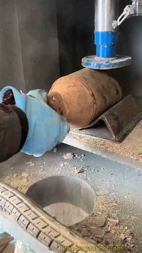Three way catalytic converter repair work #mechanical