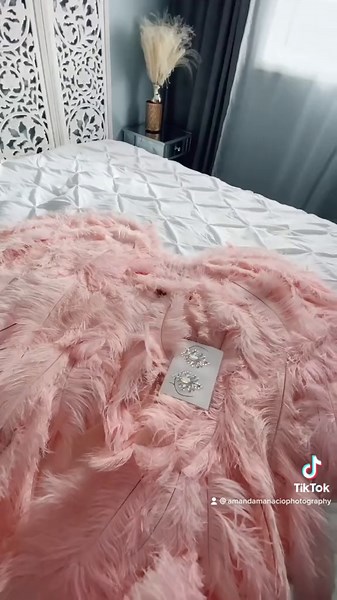 Exploring Boudoir Photography: Stunning Outfit Ideas