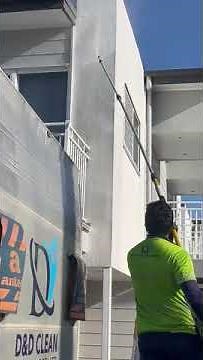 High-Rise Building Washing: High Water Pressure Cleaning in Action