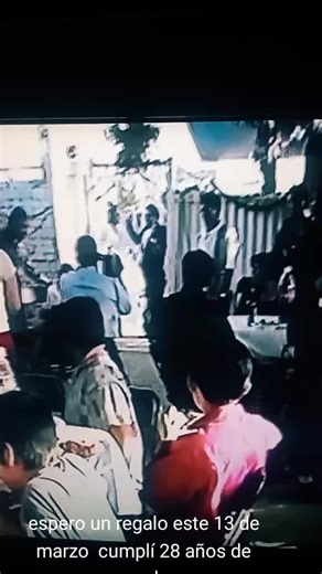 hace 28 años cuando cargue a mi esposa