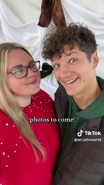 Christmas Mini Session Fun with Dakota