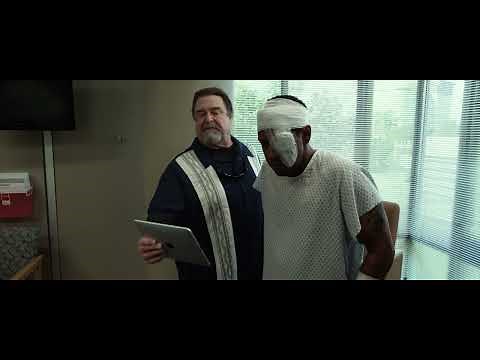 Flight (2012) - Mr. Mays Sees Captain Whitaker In The Hospital After The Plane Crash