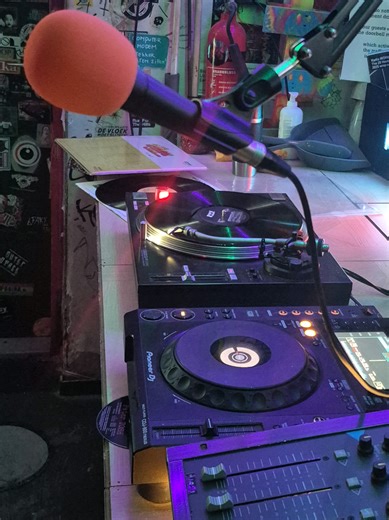 Exploring Reggae Tunes on Vinyl