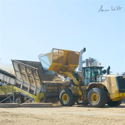 Custom Loaders and Dozers: Touring Gregory Poole's Caterpillar Dealership... | Aaron Witt