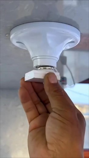 Lâmpada LED de economia de energia com alta potência e brilho