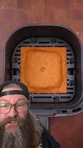 A giant stuffed cheez-it made from mini cheez-it! #food #foodvlogger #foodblogger #foodcritic #foodreview #foodlovers #reactionvideo #reeleats #foodlife #cooking #cheezit #cheddar #sharpcheddar #crackers #snacks | BeardOh WeirdOh