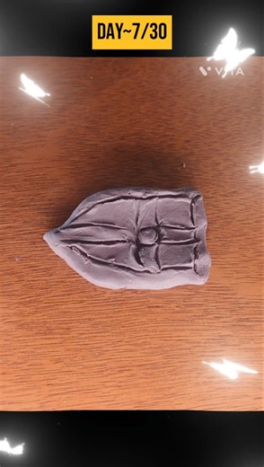 "Day 7/30: Making Ancient Weapons from Clay #Sculpture #AncientWeapons #ClayArt #Day7 #artist #short