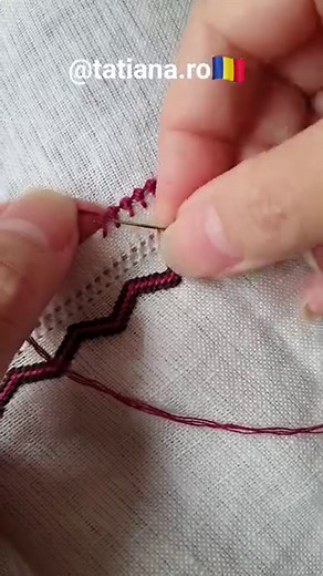 #bibiluri Cu patru fire de bumbac,de data asta le cos de la dreapta spre stânga dau o data după ac și încă doua nodulete!mai complet, adică cum fac când termin firul și încep găsiți pe Youtube!va puteți abona dacă doriți!🇷🇴🤗 | Cămăși cusute Tatiana
