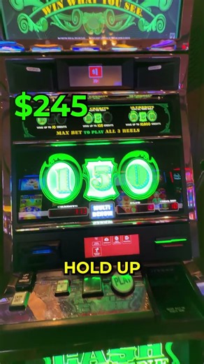 Slot give me an AMAZING hit #casino