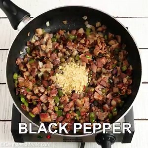 Easy Slow Cooker Baked Beans! The perfect bbq or potluck side! Print here: http://centslessdeals.com/slow-cooker-baked-beans/ | The Shortcut Kitchen