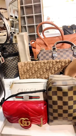 Not everyone passes the trust fall test… but we do. 😎 Shop worry-free with Canon E-Bags Prime — luxury made easy, prices you’ll love 🤭💗 Join us ✨LIVE✨ tomorrow, 5:30 PM–midnight! 💖👜 See you there, Luxury Lovers! 💕 | Canon E-Bags Prime Trading