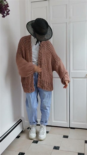 Boyfriend Cardi Knit in 100% Cotton Yarn #knittingpatterns #knitting #knittingdesign #knitwear #knit
