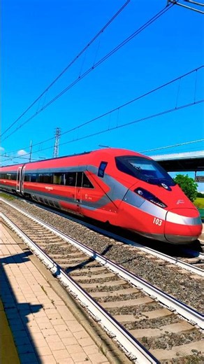 Treno Frecciarossa 1000 viaggia suonando diretto a Bologna passando da Castelmaggiore #train #bus