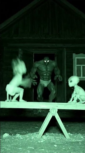 🌙 Alien Bodybuilder Stops Midnight Seesaw Chaos Night Vision Madness 👽💪