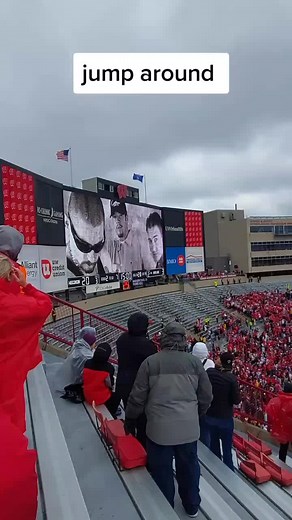 Wisconsin 4th quarter jump around House of pain special guest #Wisconsin #UW #camprandallstadium #Collegefootball #JumpAround #4thQuarter #Tradition #HouseOfPain #SpecialGuest #Football #Wiscogirl #Badger #Madison #Badgers