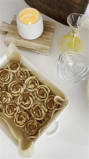 🍂FALL SPOILER🍂 *Immediately plans a dinner party*. We really can’t get over these stunning Customization 1 picks from S I N. Pick between the Urch-Decorative Glass Bowls (Set of 3) or the Fauna-Glass Oil Cruet. - This beautiful hand-blown glass cruet with metal and cork stopper holds 11 fl. oz. and is conveniently clear so you know exactly when it needs a refill! - This chic cruet is perfect for your favorite dressing, oil, vinaigrette, etc. - The set of 3 bowls (small, medium, large) easily s