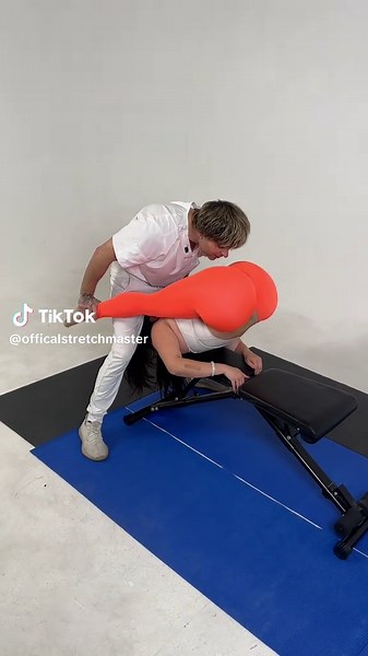 Licensed Physicians Endorse DEEP Stretch for Peak Flexibility 👨‍⚕️ #healthtip