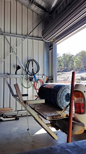 Working on my own most of the time makes you think a little. No more lifting rolls of wire. #farmlife #offgrid #arcadia #hardwork #fyp #fencing #smarternotharder #workingclassman