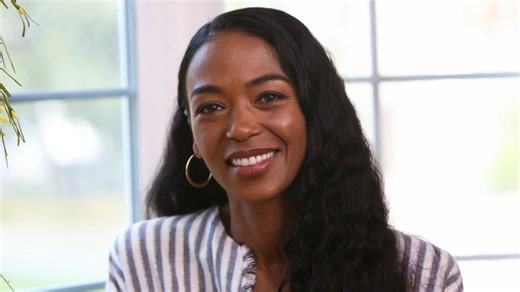 25K views · 132 reactions | Ananda Lewis, a former VJ on MTV shows like 'Total Request Live' and 'Hot Zone', has passed away, according to her sister Lakshmi Emory. She was 52. bit.ly/4n40TXe | E! News | Facebook