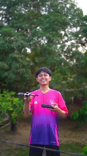 This is the easiest drone to start with — no learning curve, no stress 😌 Control it directly from your smartphone, capture steady aerial videos, and enjoy longer flight time with the included spare batteries. Perfect for first-time drone users, casual flyers, and anyone who wants fun aerial shots without technical setup 🎥 Everything you need is already inside the box. Tap below to order now and pay only when it arrives ⬇️ 👉 https://smartvaluables.com/smart-drone/ | Smart Valuables