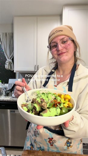 Creative Cooking with a Food Content Creator