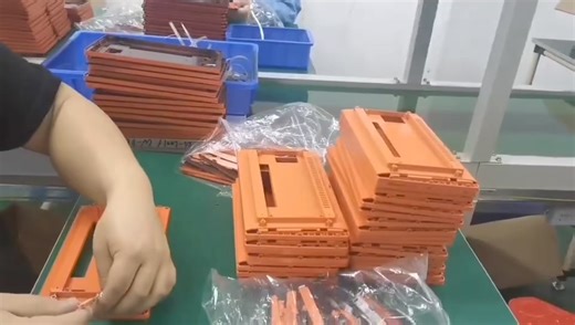 Car GPS installation #carplayaiboxandroid #carmultiplayer #CarPlay #carmultimedia #carplay #smartcar #carmp3 #chinafactorywholesale #carmp3player #carplaybox #carmultimediaplayer #android #carplayer #andràtuttobene #applecarplay #carradio #CarGPS #cargpsnavigation #carplayactivation #androidauto #carplayaibox #chinafactory #cargps | CUSP Auto Electronics