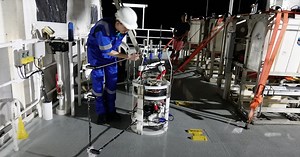 Five Deeps Expedition: Victor Vescovo scopre il suono del mare a 11 mila metri di profondità, il video