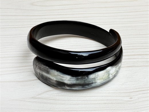 Buffalo Horn Bangle Bracelet, Handmade Spiral Snake Bangle - Etsy