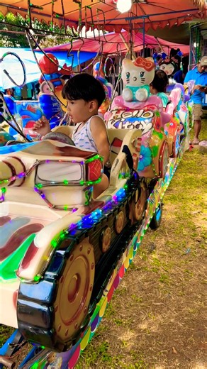 Naik odong odong tank