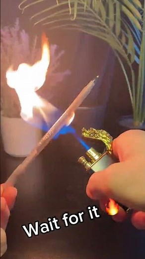 Dragon Flame Lighter vs
