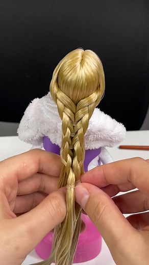 Mermaid Tail Braid Tutorial for Doll Hair