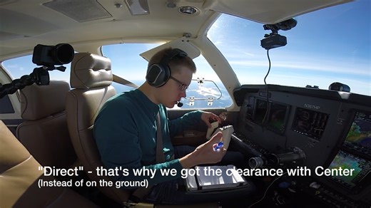 Watch how pilots manage icing in real time