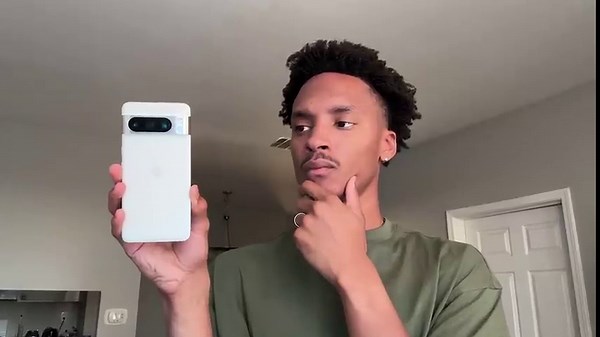 Pixel 8 Pro Review: 3 Months Later! (Battery & Camera Test)