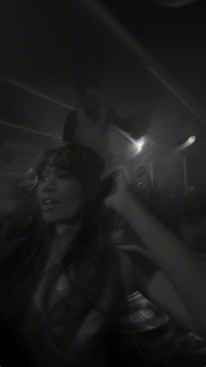 𝐑𝐚𝐫𝐫𝐢 | POV: You’re @ the club & its Red Hour | Instagram