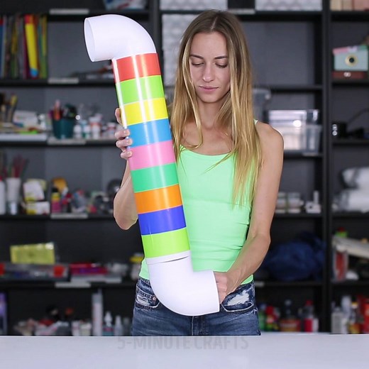 A periscope is a great tool for your homemade spy gear kit.󾌰 Rainy day kids’ activities: bit.ly/2d8mqx6 | 5-Minute Crafts