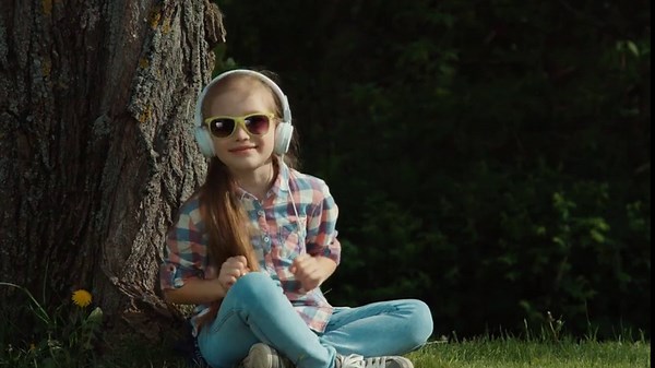 BodyGuardz - Pure 2 Glass Screen Protector for Apple iPhone 6/6s/7/8 (NOT Plus) - CASE Friendly