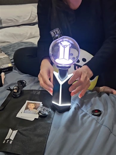 Angeri (@angeri_)’s videos with So 4 more - BTS