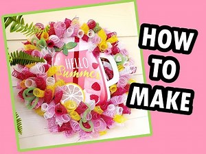 Deco mesh wreath - Dollar Tree finds - How to make tutorial