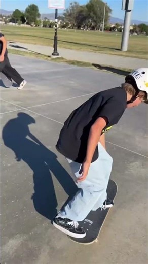 Learning Kickflip in One Day 🛹”“Hardest Skate Tricks #skateboarding #skate #skatebord #shortvideo