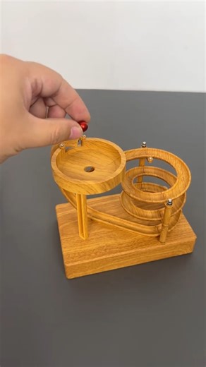 ​Mesmerizing Perpetual Ball Machine - Physics Toy