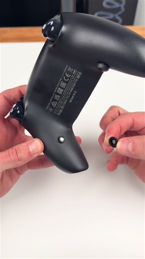 Du möchtest lieber Tasten statt Paddles haben? Dann bieten diese hochwertigen Single Pusher Buttons die perfekte Lösung #ps5 #scuf #buttons #omron #clicky