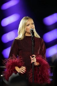 Welcome Carter Faith to the #CMAfest presented by SoFi VIP Platform Stage! 🍒 Watch as Carter shares all of the first-time feelings of getting to perform at Nissan Stadium! Listen to Carter Faith NOW by going to cmastream.lnk.to/carterfaith 🤩 | CMA Country Music Association