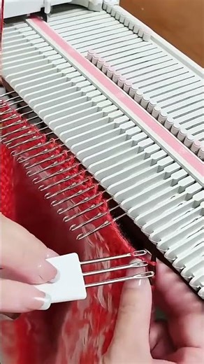 Smart Threading System for Industrial Sewing Machines