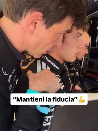 Totò Wolff e Kim Antonelli dopo l'incidente nel GP d'Australia