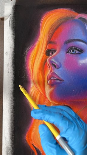 Arielle Komie on Instagram: "Pastel Study No. 2: ‘Aurora Rising’ 💫 I’m so excited to share with you my latest pastel study exploring the connection between us and the universe’s energy. A reflection on light, movement, and the unseen celestial forces that shape our world 🌌 How does this piece make you feel? #pastelart #artstudy #drawingprocess #pasteldrawing #reels #artreels #drawwithme #portraitdrawing #art #softpastels #portraitart #realisticart #asmr #artasmr"