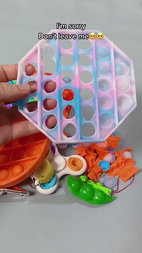 #fidgets #fidgettoys #fidgettoy #popit #toy