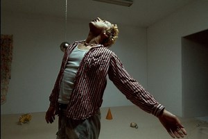 Can we transcend our bodies through raving?